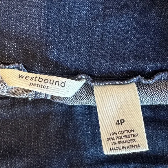 Westbound Petites Dark Navy Blue Denim Pull On Cuffed Shorts - Picture 5 of 7